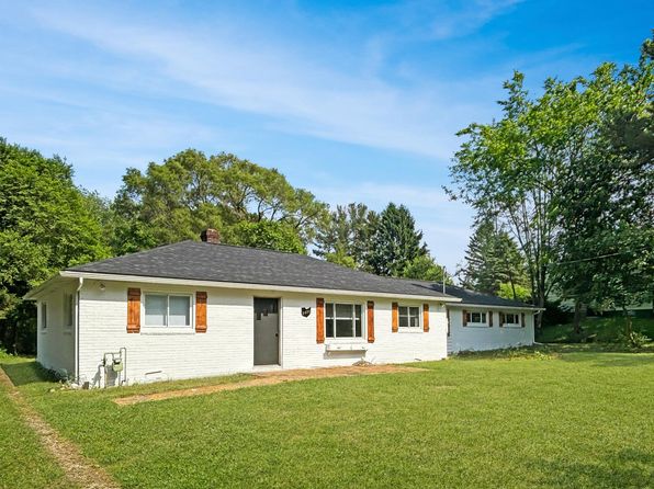 2429 Sarah Dr