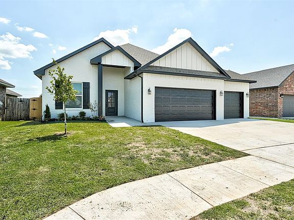3rd image of 10704 Glover River Dr