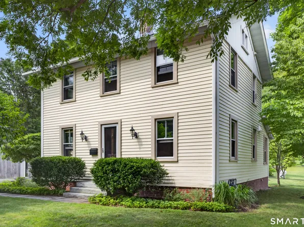 240 Main Street, Deep River, CT 06417