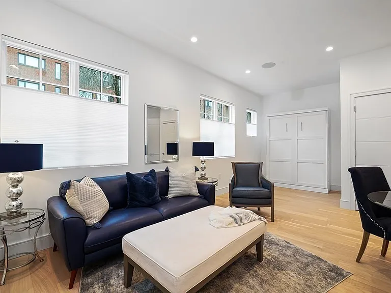 111 Marion St #1 — Photo 6