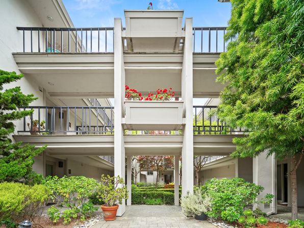 41 Ocean Pines Ln