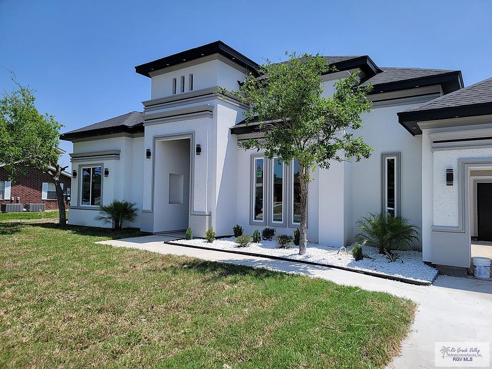 1st image of 829 Abrahamson Dr