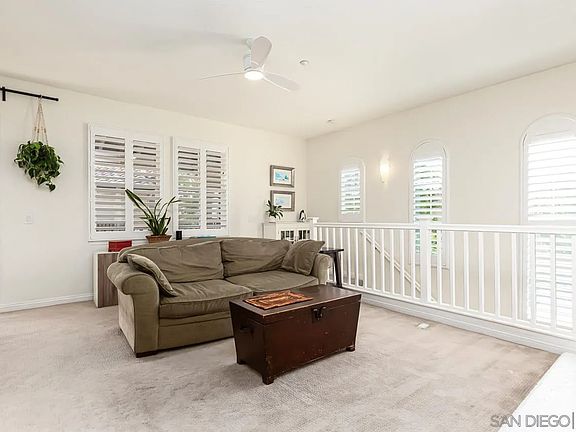 5th image of 13325 Calle Del Campo Unit 4