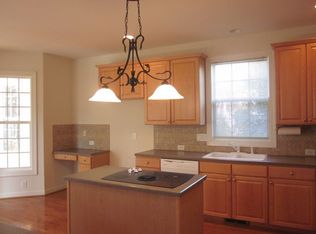 204 Kelly Springs Ct, Cary, NC 27519