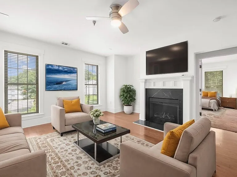 2360 Logan Cir #101 — Photo 2