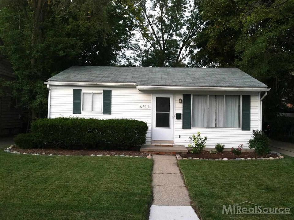 1st image of 641 Harvey St