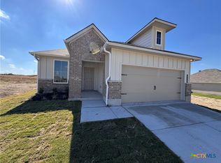 417 University Ave, Troy, TX 76579