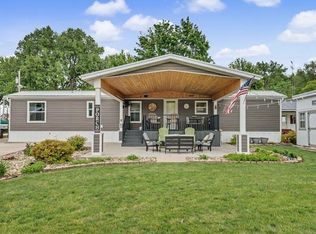 26116 209th Ave, Delhi, IA 52223