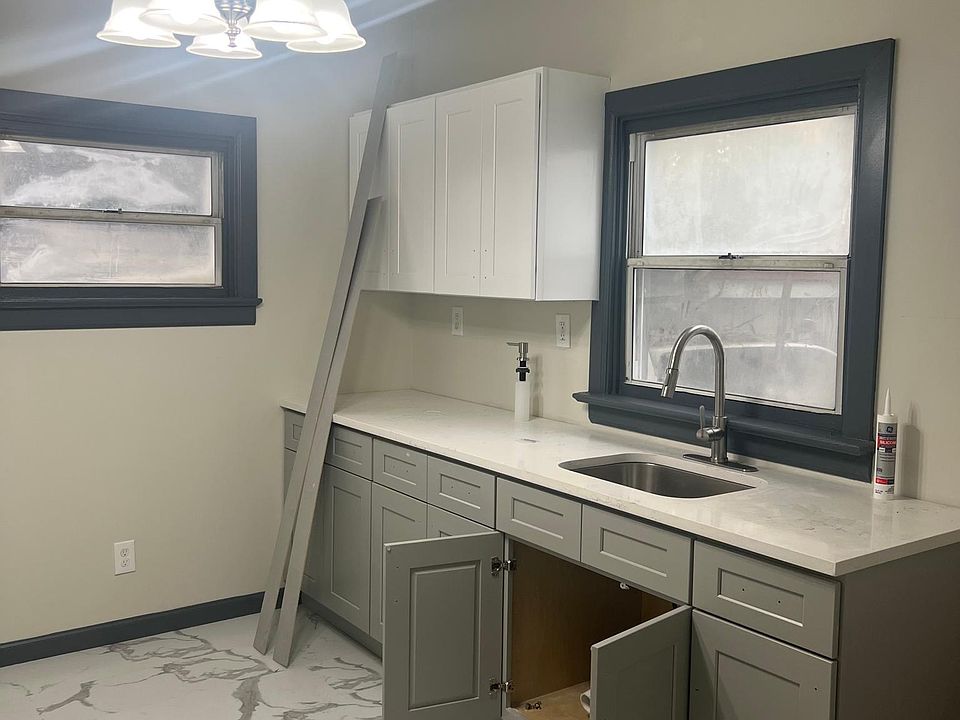 1st image of 351 Ellery Ave #1