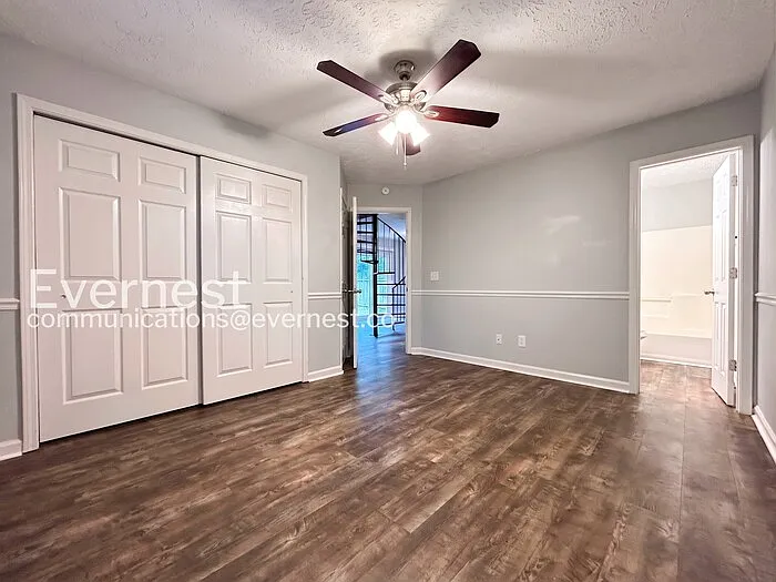 1336 Yorkshire Ln — Photo 20