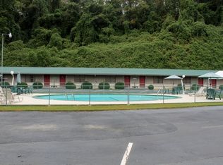 6280 Ela Rd, Whittier, NC 28789