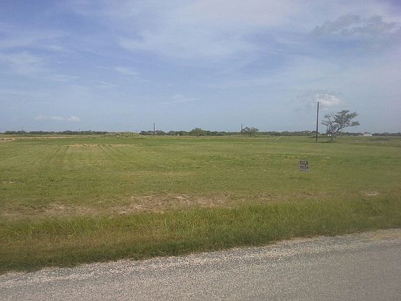 2nd image of 83 La Luz Dr