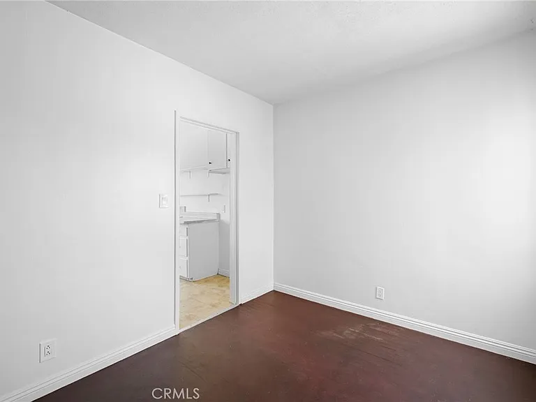 6634 Lankershim Blvd #C — Photo 6