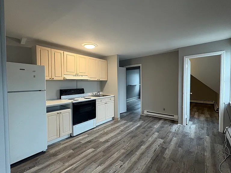 400 Atlantic St #3D — Photo 1