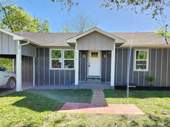 1209 Walnut St, Greenville, TX 75401