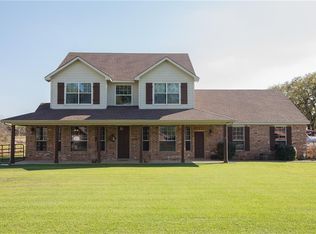 3704 Curt Dr, Arlington, TX 76016