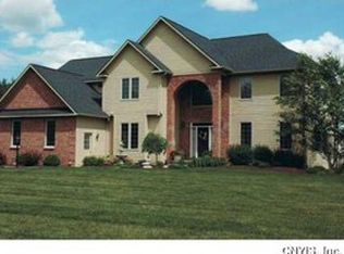 4662 Hartsfield Pl, Manlius, NY 13104