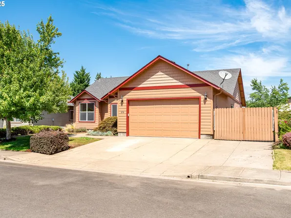 370 Camrin Loop, Creswell, OR 97426
