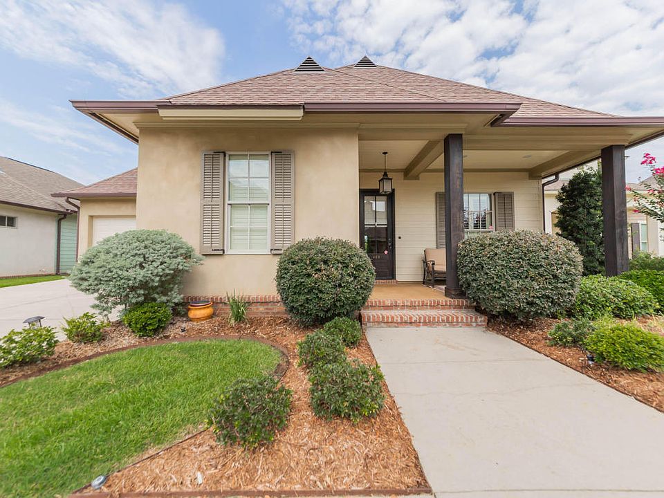 1st image of 405 Annaberg Dr
