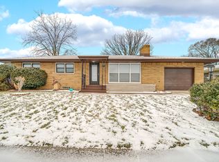 1310 Orchard Dr, Merrillville, IN 46410