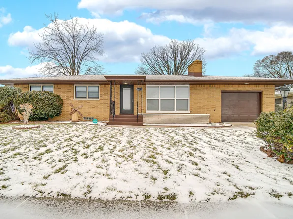 1310 Orchard Dr, Merrillville, IN 46410