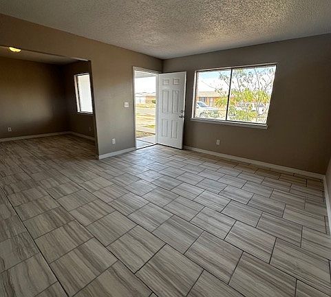 3rd image of 5720 Dalhart Dr