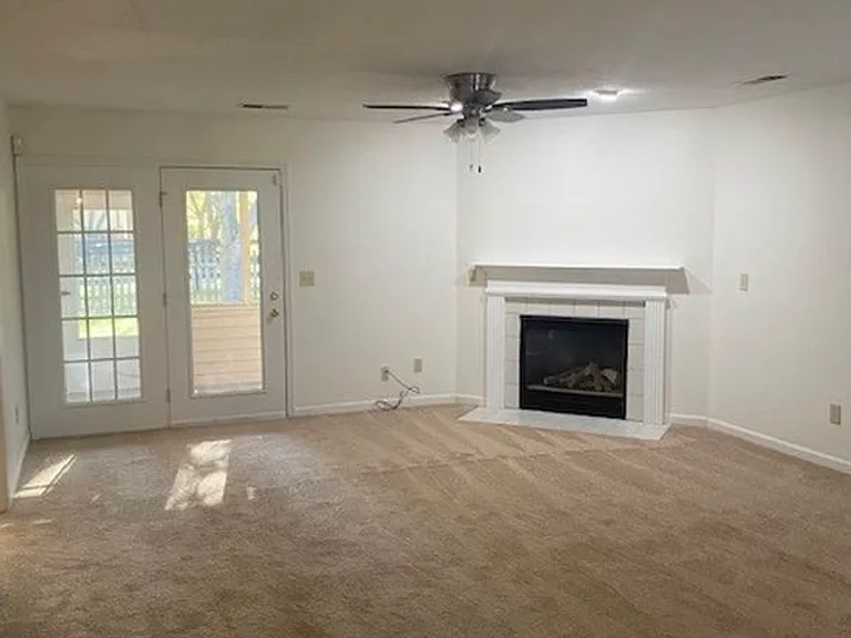 2188 Allegheny Way — Photo 4