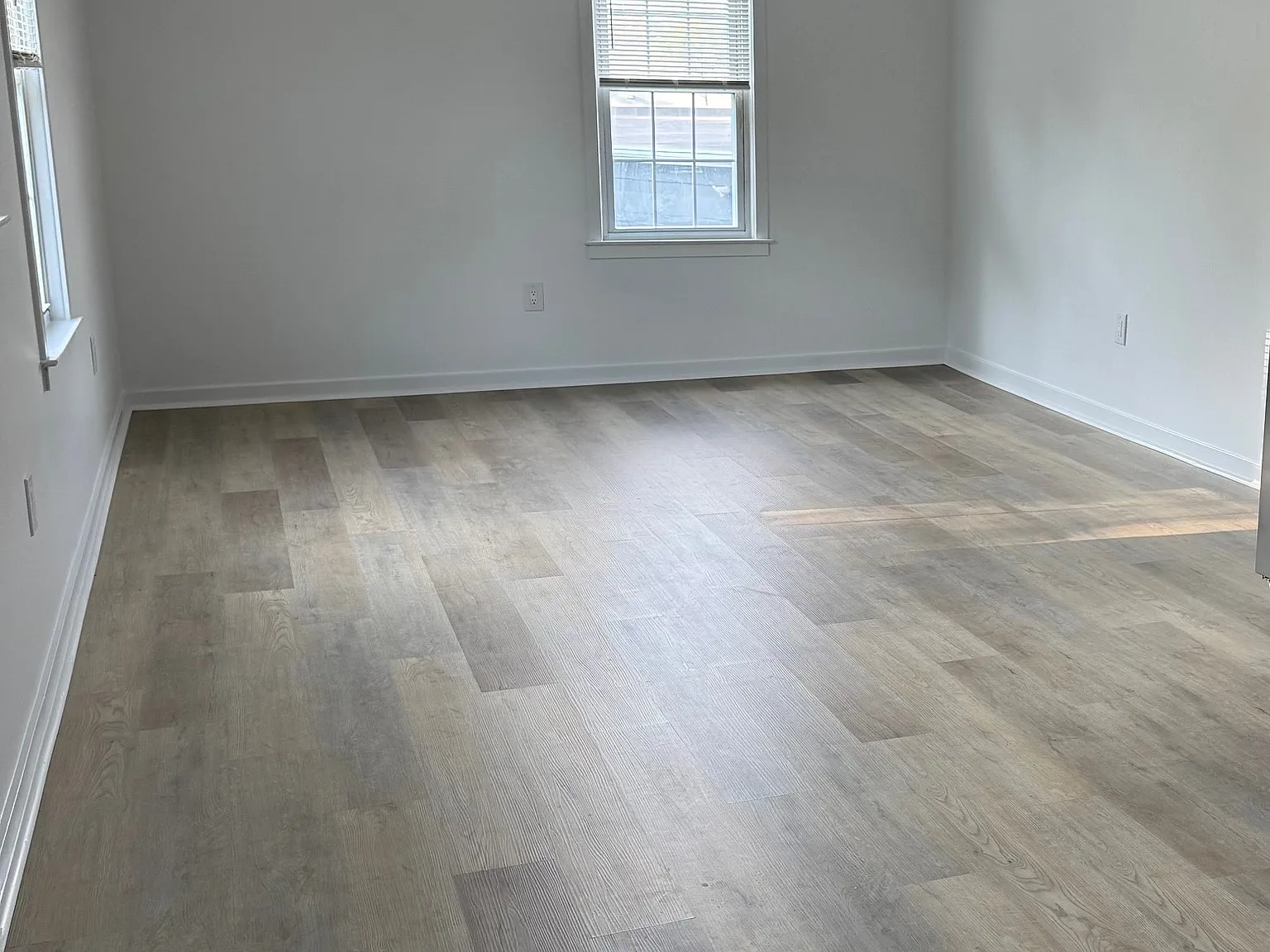 10 Van Tassel Ct — Photo 3