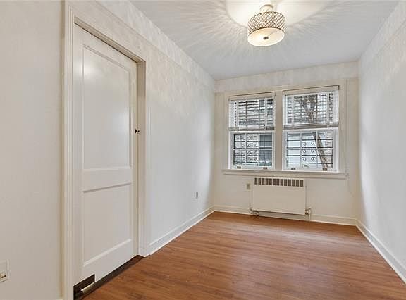 3rd image of 1588 Jefferson Ave #2