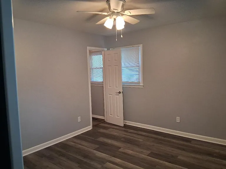 829 Greenwich St — Photo 11