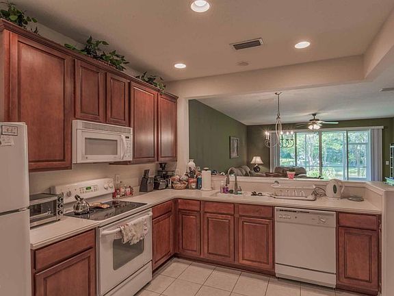3rd image of 13473 Stone Pond Dr