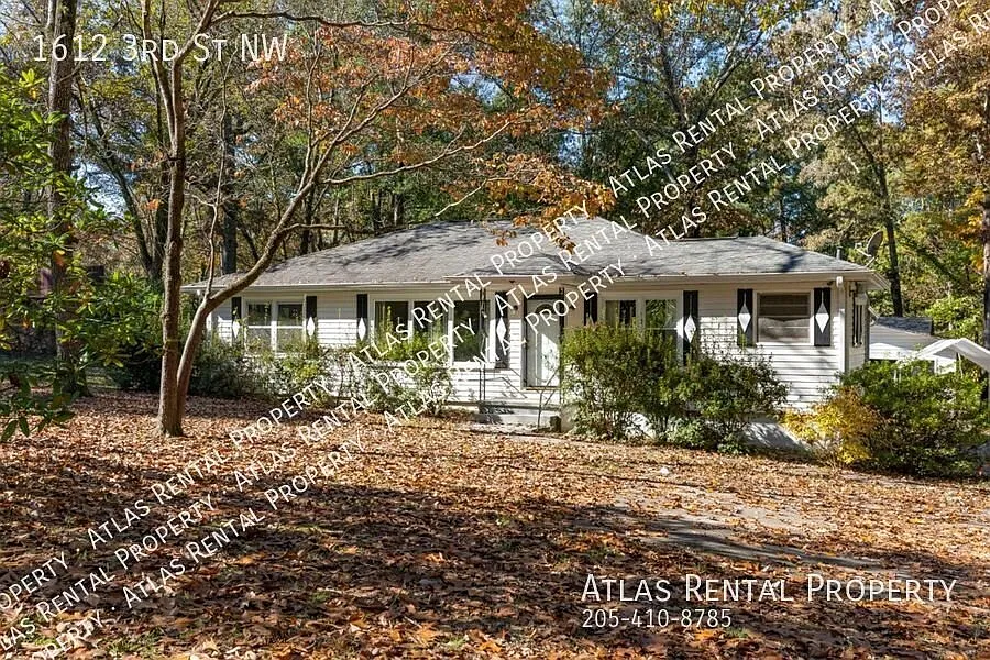 Room to Relax in This Center Point Home with Sunroom! — Photo 1