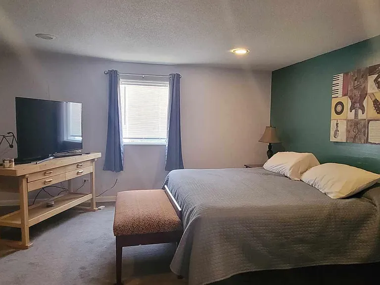 133 Hopkins Blvd #B — Photo 9