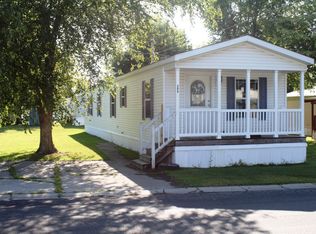 800 Ruth St, Auburn, IN 46706