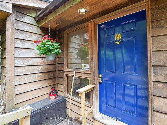 4th image of 1029 Starlight Rd