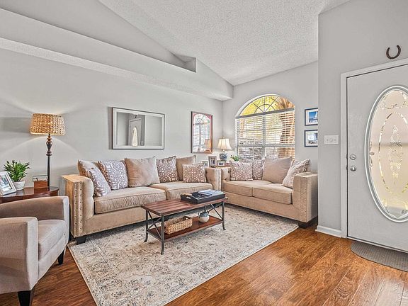 4th image of 1451 Tiger Lake Dr