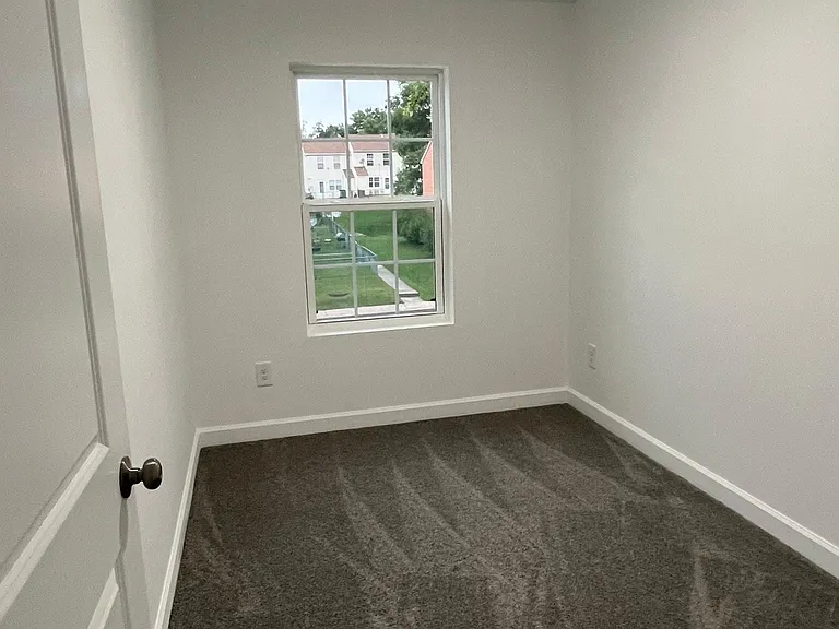 Small Bedroom on 2nd level - available