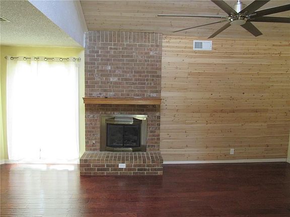 5th image of 1603 Shotwell Ln