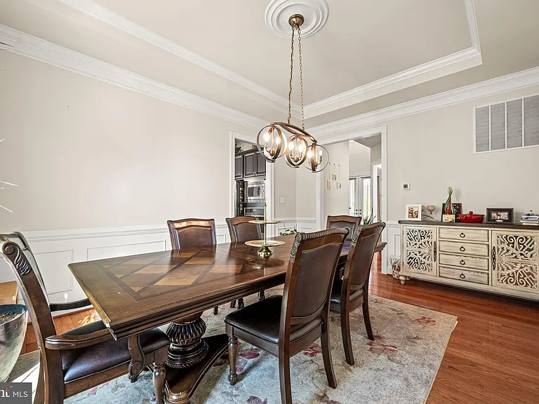 602 Dolmens Ln — Photo 9