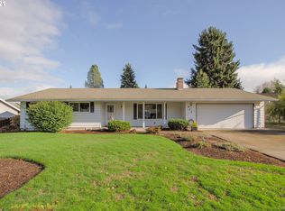 942 NE 5th Dr, Hillsboro, OR