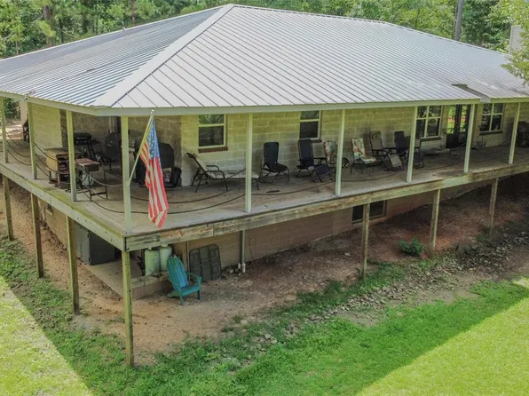 14285 S State Highway 19, Elkhart, TX 75839