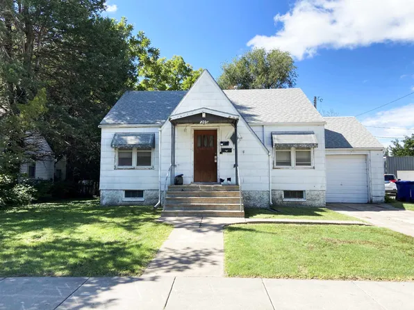 205 Ash St, Hays, KS 67601