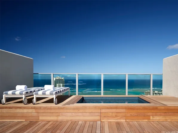 2139 Kuhio Ave #Penthouse D, Honolulu, HI 96815