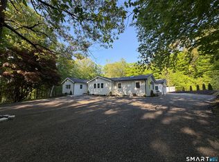 1607 Great Hill Rd, Guilford, CT 06437
