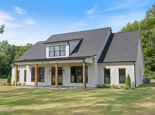 5199 Brook Ln, Hernando, MS 38632