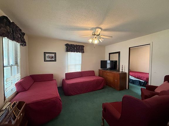 5th image of 304 Quimby Ave