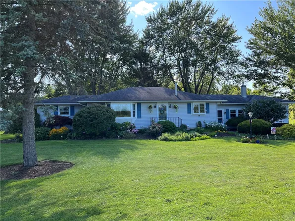3927 State Route 414, Clyde, NY 14433