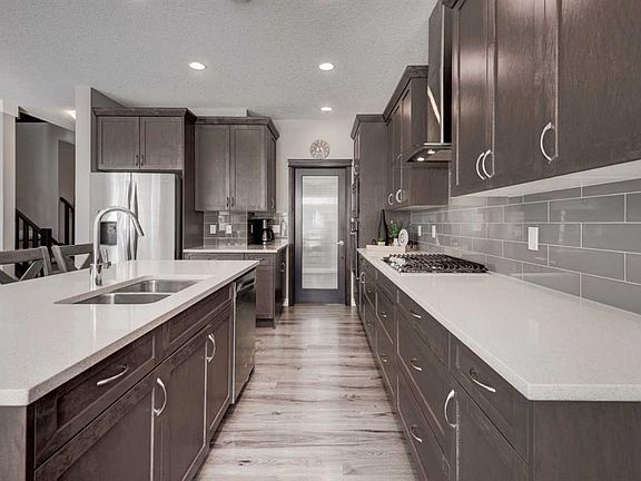 4th image of 255 N Riviera Way