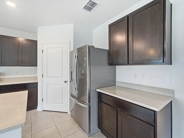 2868 Gardiner Ln — Photo 12