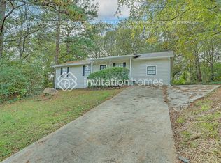 4009 Flakes Mill Rd, Decatur, GA 30034